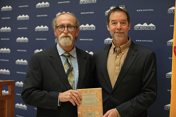 2019 ESAA Award recipient: Steve Harris with Paul Bauer