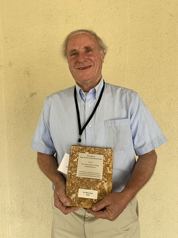 2019 ESAA Award recipient: Dr. Barry Kues