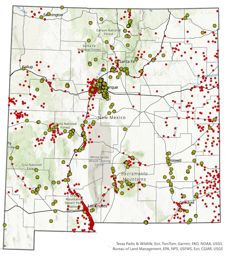 Map showing locations of groundwater monitoring conducted by the Healy Collaborative Groundwater Monitoring Network in green and by the U.S. Geological Survey in red.